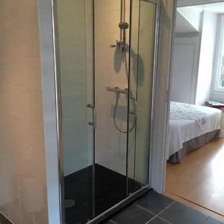 Maison Iratzean Couette-café 3*