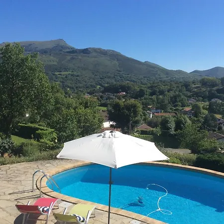 Maison Iratzean 3*