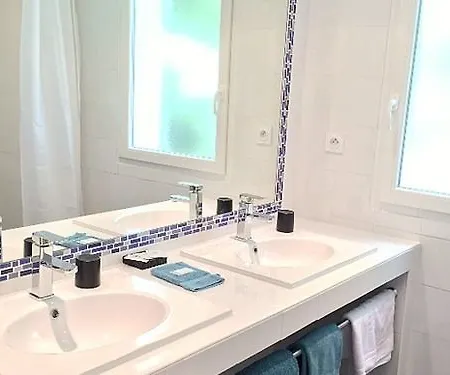 Maison Iratzean 3*